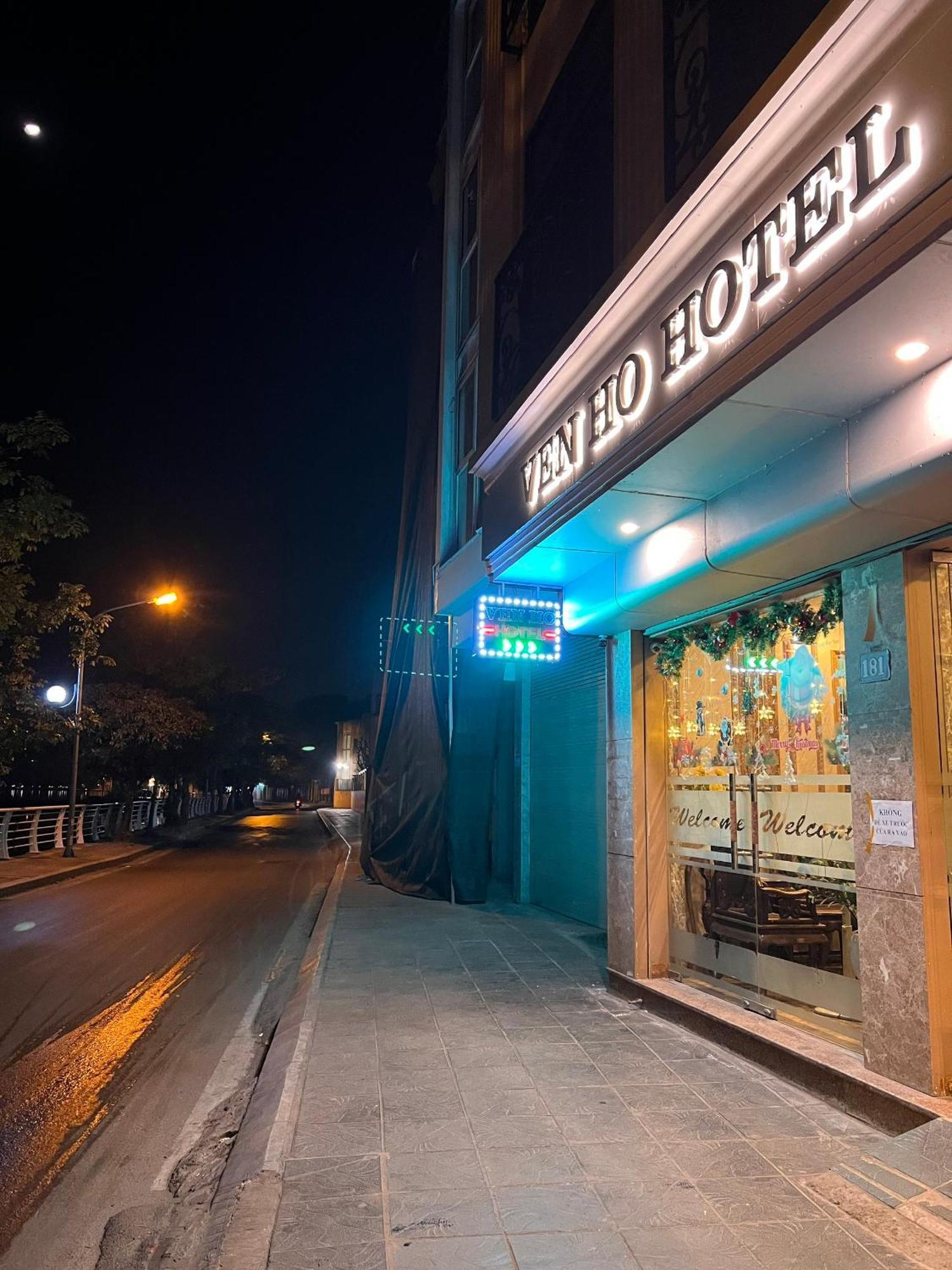 Ven Ho Hotel Hanoi Bagian luar foto